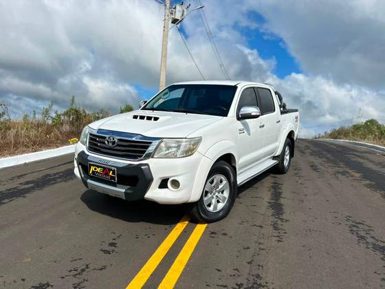TOYOTA HILUX SW4 3.0 SRV 4X4 16V TURBO INTERCOOLER DIESEL 4P AUTOMÁTICO TOYOTA HILUX SW4 3.0 SRV 4X4 16V TURBO INTERCOOLER DIESEL 4P AUTOMÁTICO